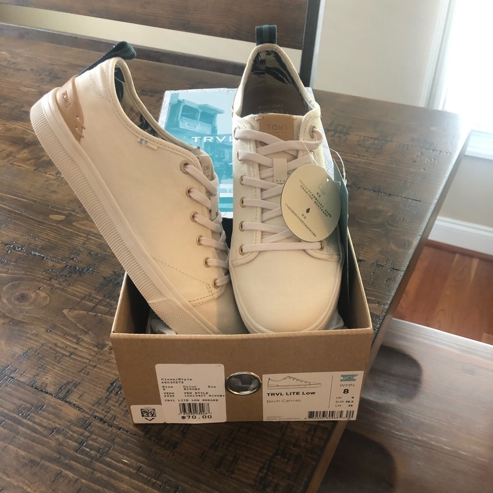 Toms sneakers